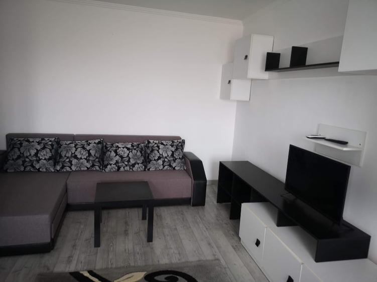 Apartament cu 2 camere decomandat în Iancului