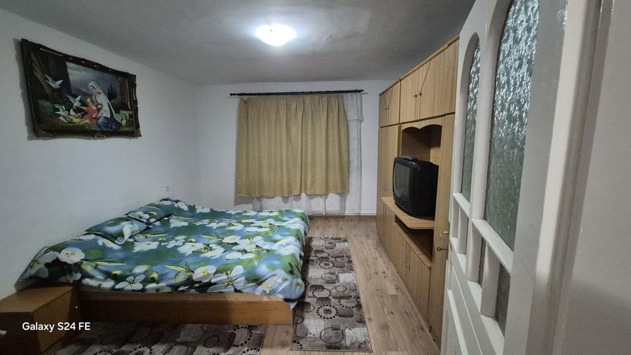 Casa de inchiriat - 3