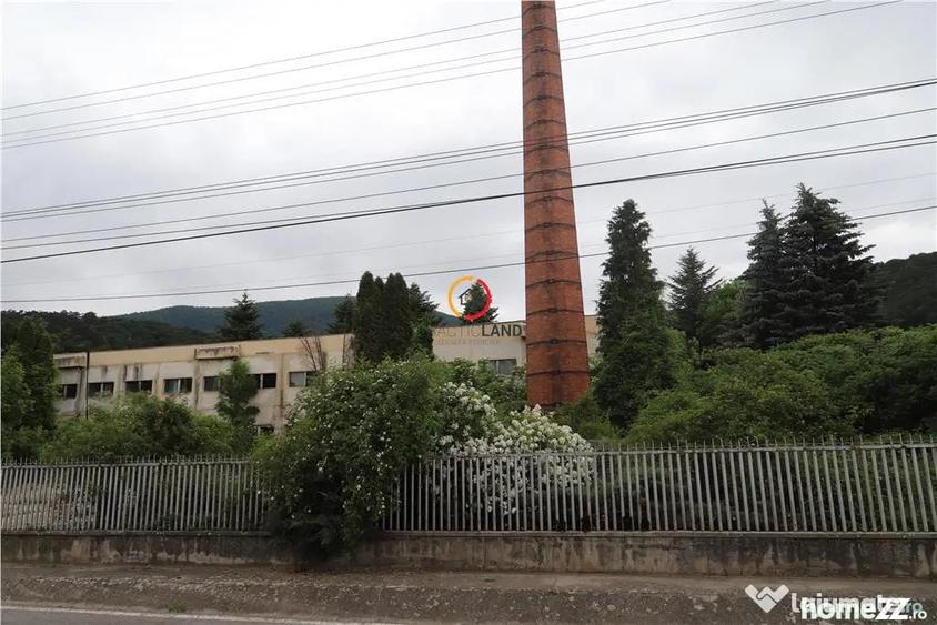 Spațiu comercial, de 3,725 mp, în Central