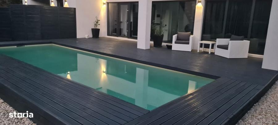 Casă cu 4 camere în Dumbrăveni