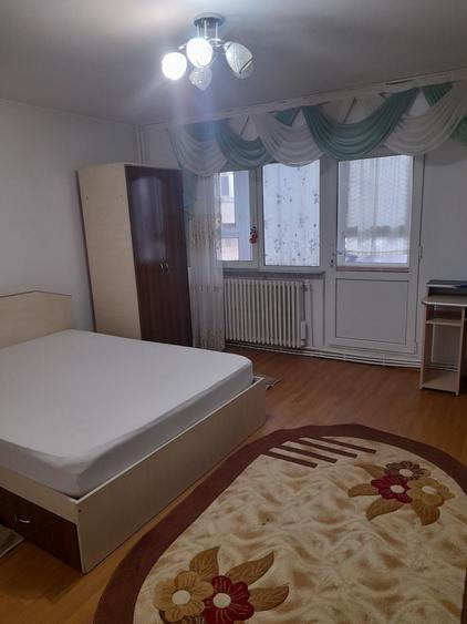 Garsonieră decomandată în Exterior Vest