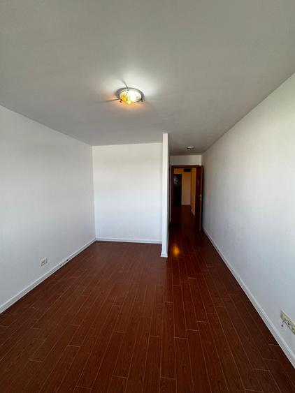 Apartament cu 3 camere decomandat în Bucureștii Noi