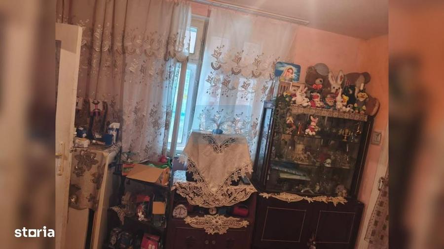 Casă cu 4 camere în Tătărăi