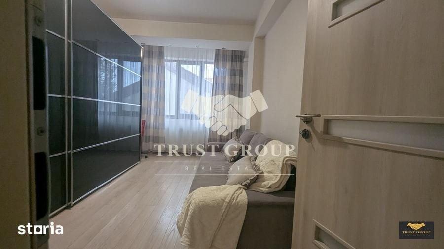 Apartament cu 3 camere decomandat în Grivița