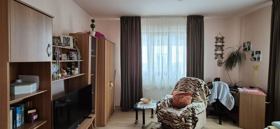 Casă individuală cu 3 camere cu Teren 400 Mp în Curteni