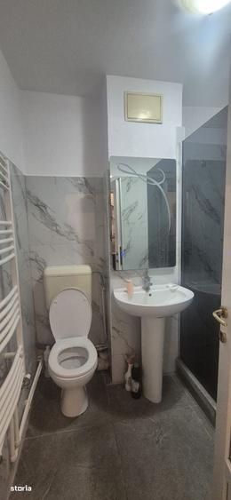 Vand apartament cu 2 camere et 1 - 6