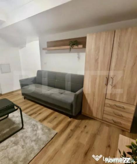 Apartament cu 2 camere semidecomandat în Centrul Istoric