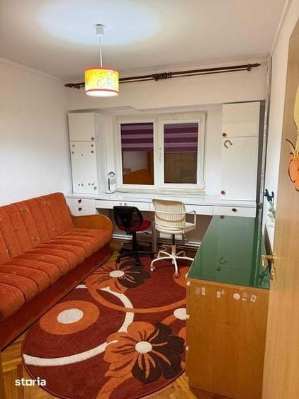Apartament cu 3 camere decomandat în ICIL