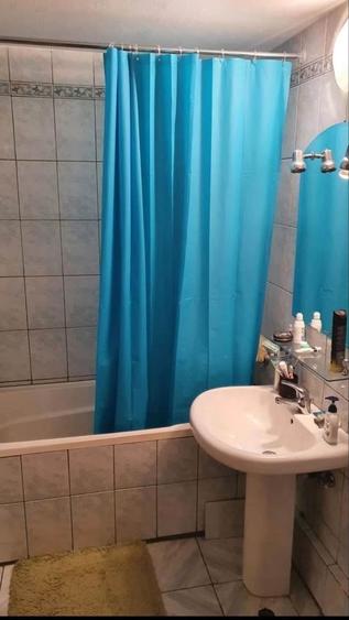 Apartament cu 3 camere decomandat în Mărăști