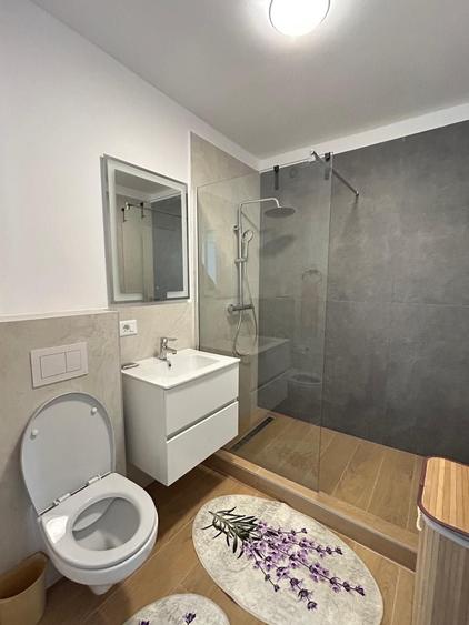 Apartament cu 2 camere decomandat în Cetate