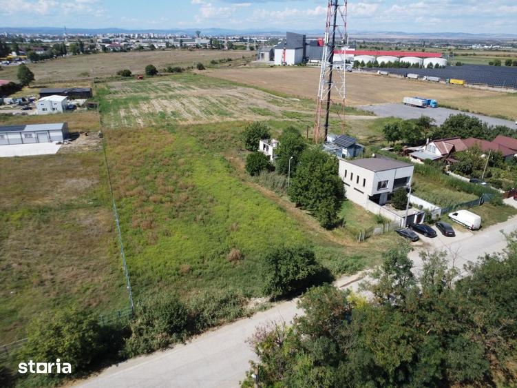 Teren de 5000 mp, în Central