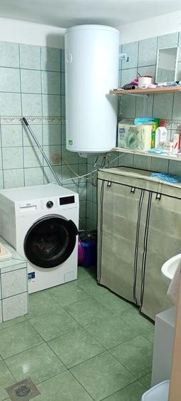Casă cu 2 camere decomandat în Peregu Mic