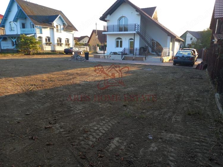 Casă cu 5 camere cu Teren 1000 Mp în Oloșag