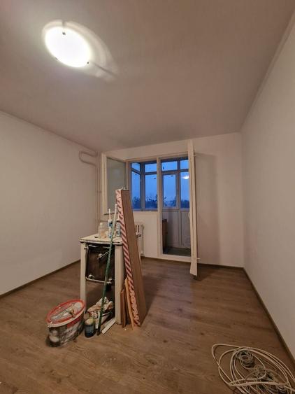 Apartament cu 2 camere semidecomandat în Giurgiului