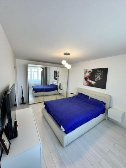 Apartament cu 3 camere decomandat, mobilat în Berceni