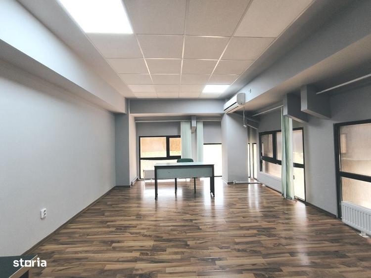 Spațiu comercial, de 53 mp, în Balada