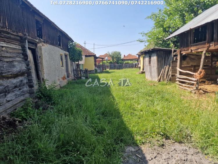 Casă individuală cu 3 camere cu Teren 4721 Mp în Dănești
