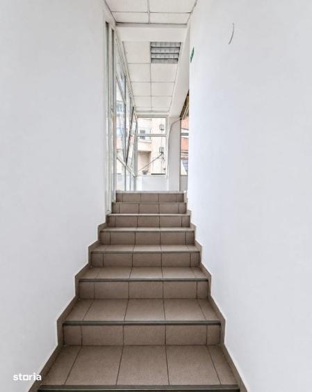 Spațiu comercial, de 190 mp, în Central