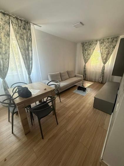 Apartament cu 2 camere decomandat în Ghencea