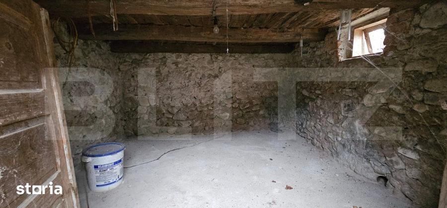 Casă cu 2 camere cu Teren 1200 Mp în Brănești
