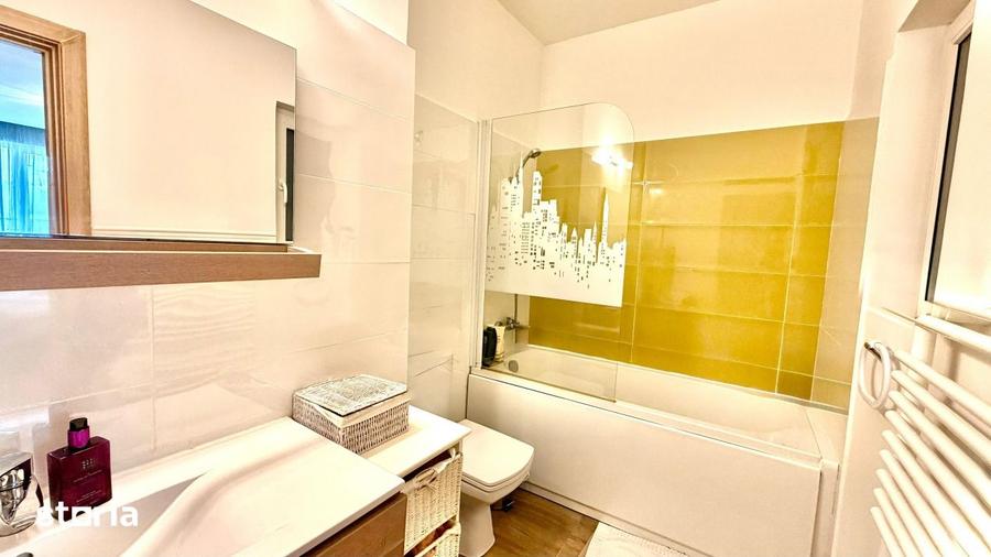 Apartament cu 3 camere, mobilat în Plopilor