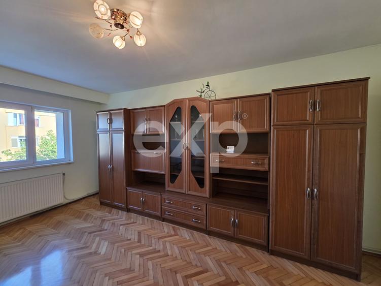 Apartament cu 2 camere decomandat, mobilat în Zorilor