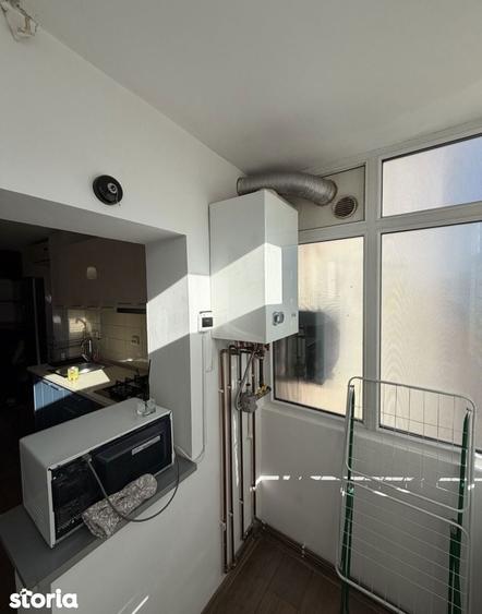 Apartament cu 2 camere decomandat în Calea București