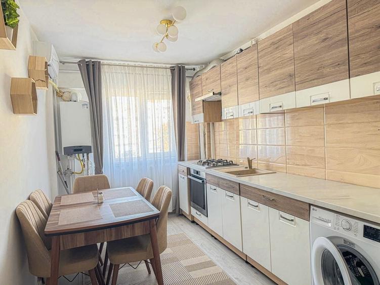 Apartament cu 2 camere decomandat în Calea București