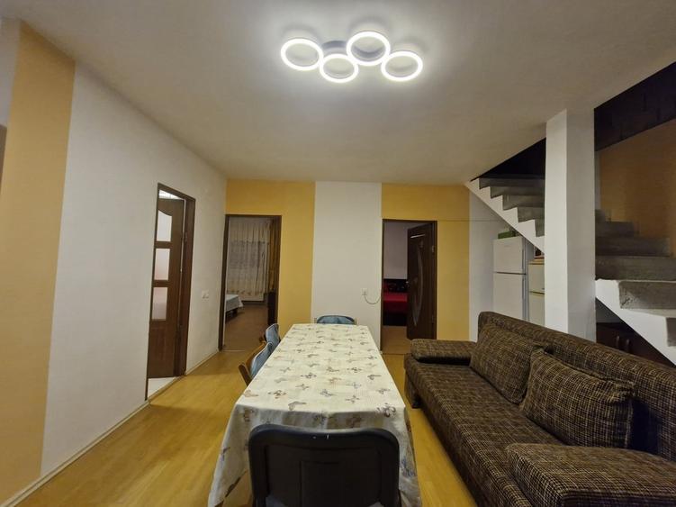 Casă cu 4 camere cu Teren 1000 Mp în Central