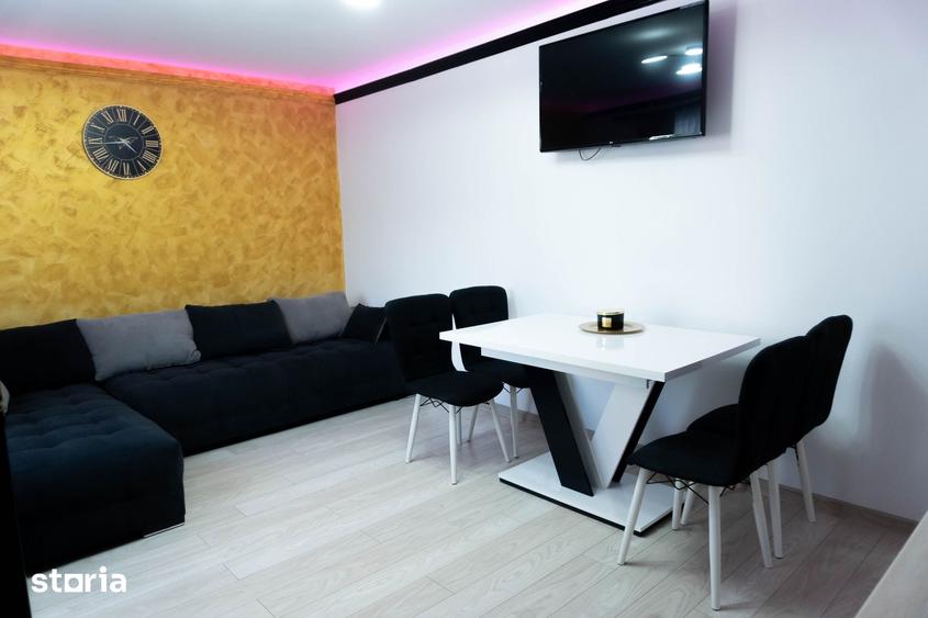 Apartament cu 3 camere în Central — fotografia 1