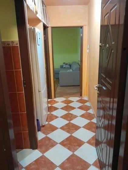 Apartament cu 2 camere decomandat în Bucovina