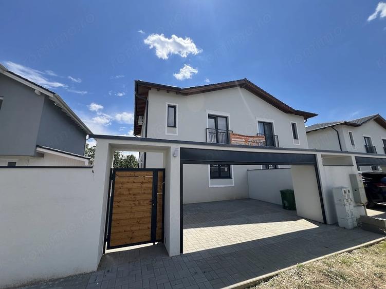 Casă cu 4 camere cu Teren 250 Mp în Chișoda