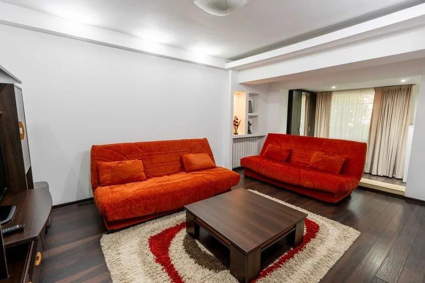Apartament cu 2 camere decomandat, mobilat în Faleza Nord