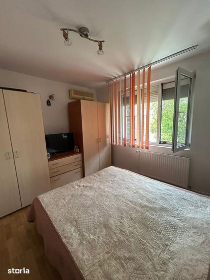 Apartament cu 3 camere decomandat în Sud