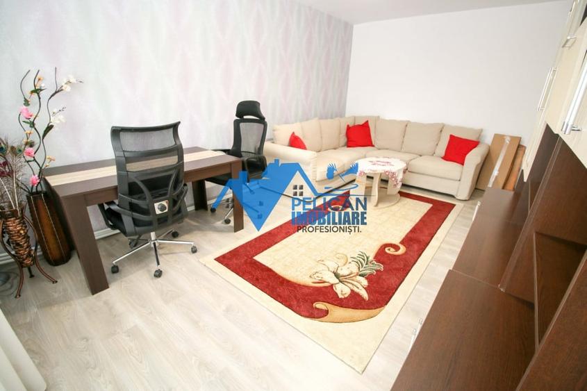 Apartament cu 3 camere decomandat, mobilat în E3