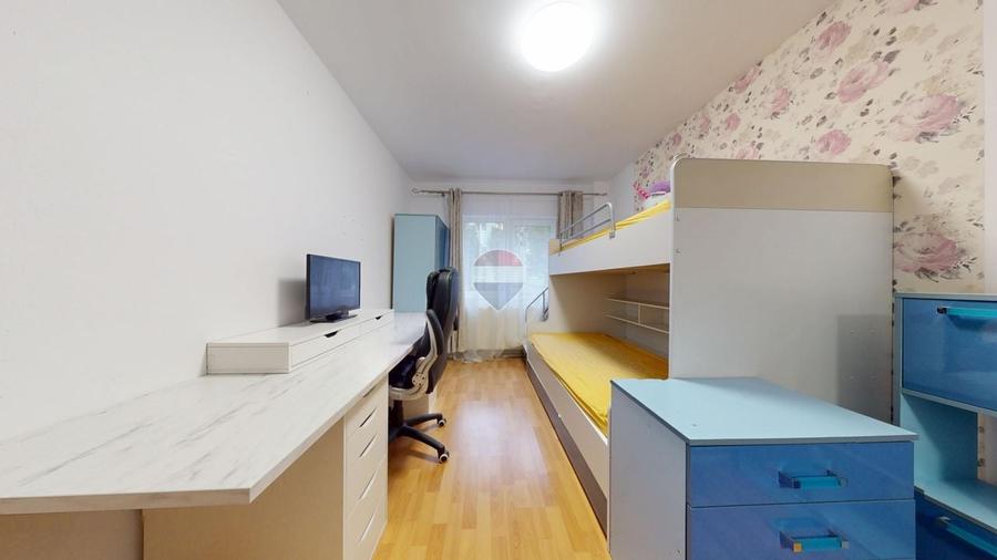 Apartament cu 2 camere decomandat, mobilat în Bartolomeu