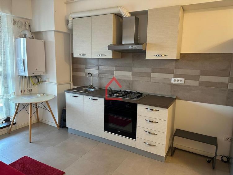Apartament cu 2 camere semidecomandat, mobilat în Copou