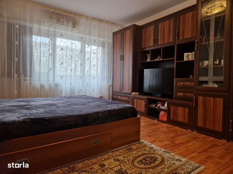 Garsonieră decomandată în Crângași