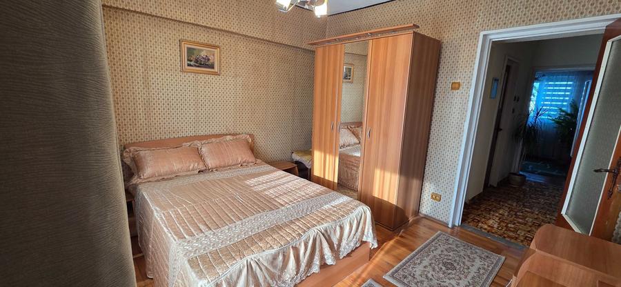 Apartament cu 4 camere decomandat în Ultracentral