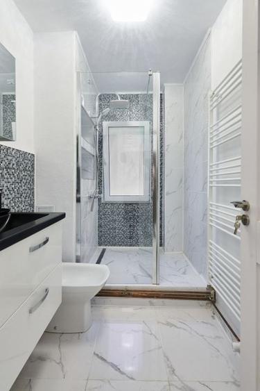 Apartament Gavana, 4 camere, etaj 1, renovat recent , zona Piata-0% comision - 5