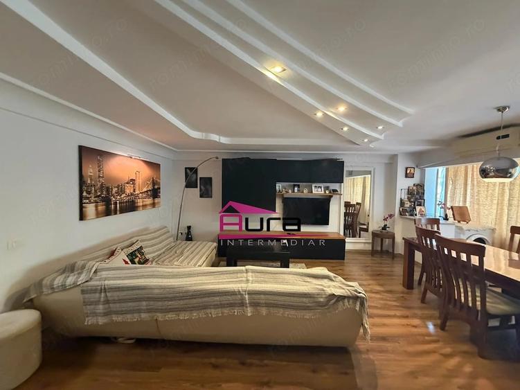 Inchiriez apartament 3 camere zona Peco - 9