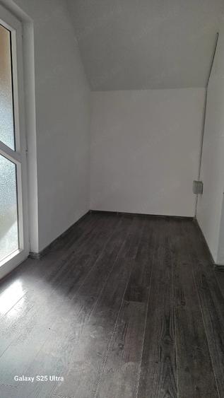 Casă cu 3 camere cu Teren 300 Mp în Horia