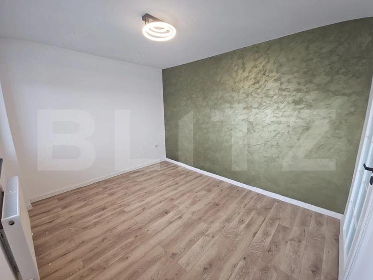 Apartament cu 3 camere semidecomandat în Splai Bahlui