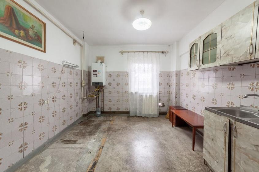 Apartament cu 2 camere decomandat, mobilat în Banat