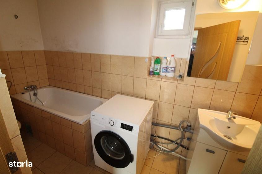 Vand proprietate cu 2 case in Pestisu Mare-Hunedoara, teren 2261mp... - 1