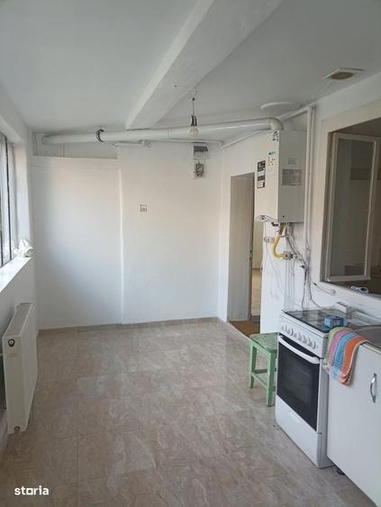 Casă cu 2 camere în Central