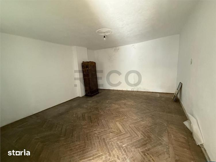 Casă cu 3 camere cu Teren 600 Mp în Central