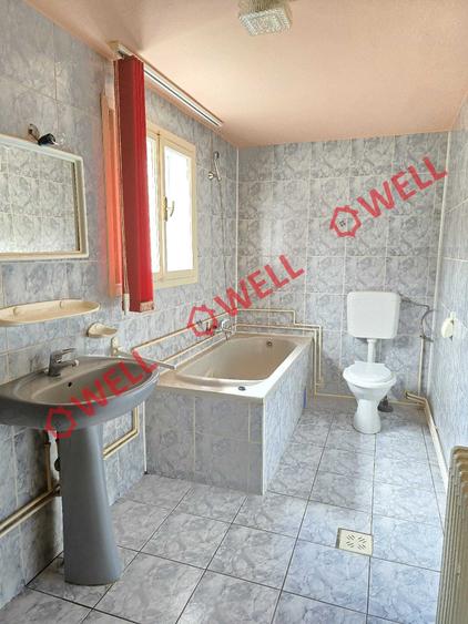 Casă cu 5 camere cu Teren 320 Mp în Covasna