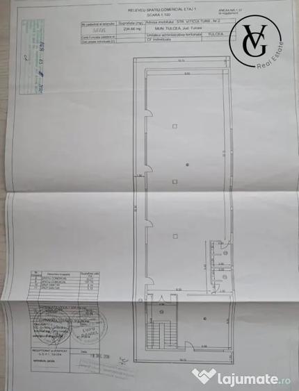 Spațiu comercial, de 242 mp, în C5