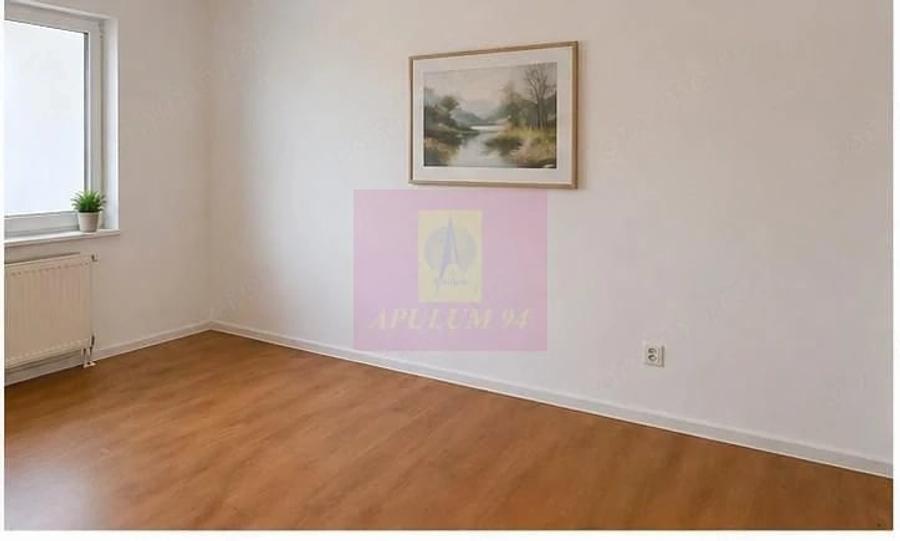 Casă cu 5 camere cu Teren 2875 Mp în Sadina